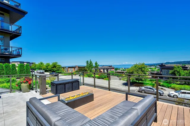 $1,049,950 | 50 Pine Street, Unit 105, Edmonds, WA 98020