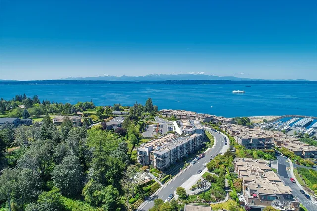 $1,049,950 | 50 Pine Street, Unit 105, Edmonds, WA 98020