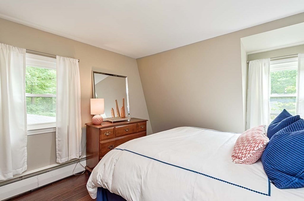 185 Middle Road Southborough, MA 01772 - Photo 26 of 36 Gallery Image 26