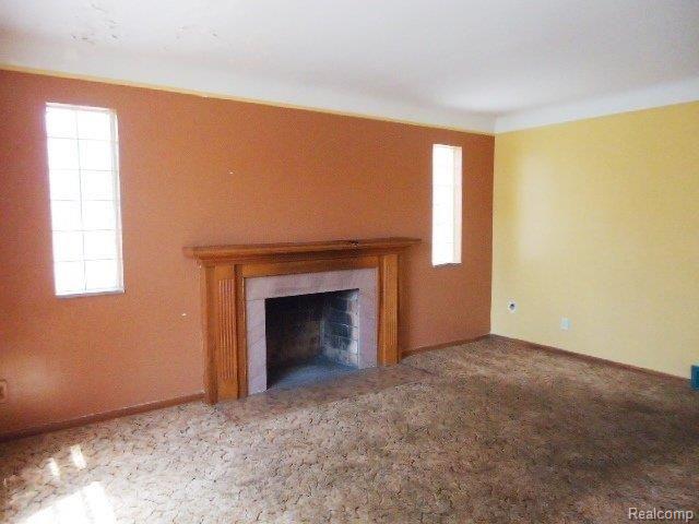 9280 Harvard Road Detroit, MI 48224 - Photo 12 of 12 261-715531-living rm1.JPG