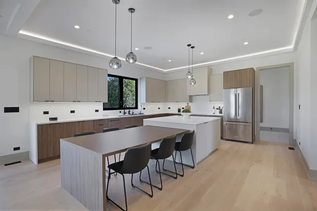 $1,750,000 | 23277 Enclave Lane, Lake Barrington, IL 60010