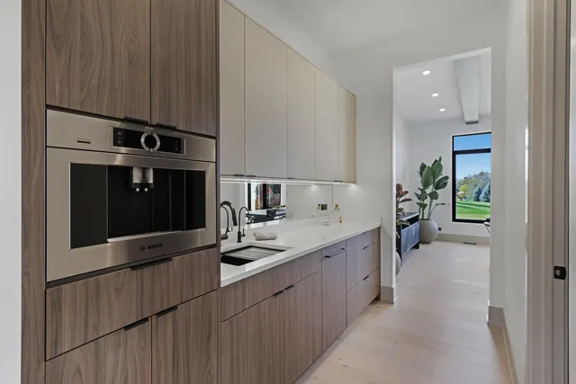 $1,750,000 | 23277 Enclave Lane, Lake Barrington, IL 60010