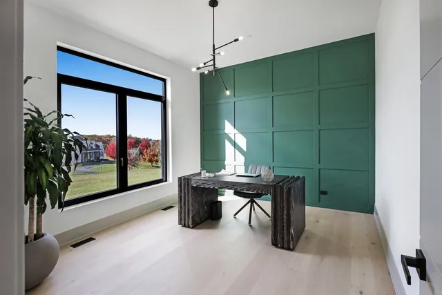 $1,750,000 | 23277 Enclave Lane, Lake Barrington, IL 60010