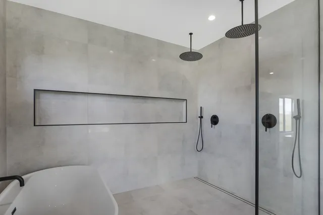 $1,750,000 | 23277 Enclave Lane, Lake Barrington, IL 60010