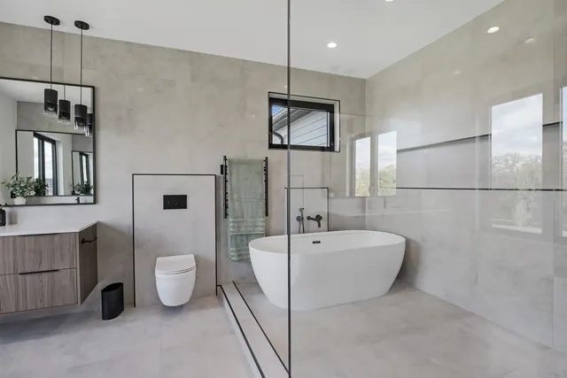 $1,750,000 | 23277 Enclave Lane, Lake Barrington, IL 60010