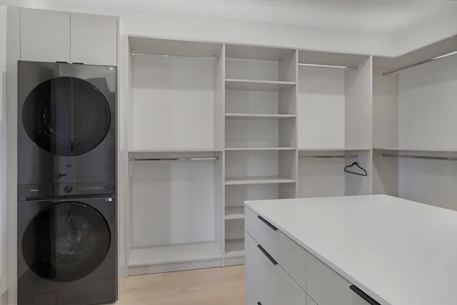 $1,750,000 | 23277 Enclave Lane, Lake Barrington, IL 60010