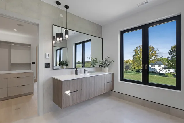 $1,750,000 | 23277 Enclave Lane, Lake Barrington, IL 60010