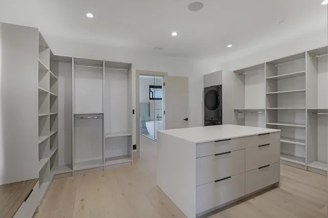 $1,750,000 | 23277 Enclave Lane, Lake Barrington, IL 60010