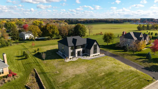 $1,750,000 | 23277 Enclave Lane, Lake Barrington, IL 60010