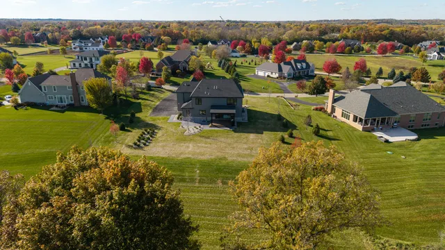 $1,750,000 | 23277 Enclave Lane, Lake Barrington, IL 60010