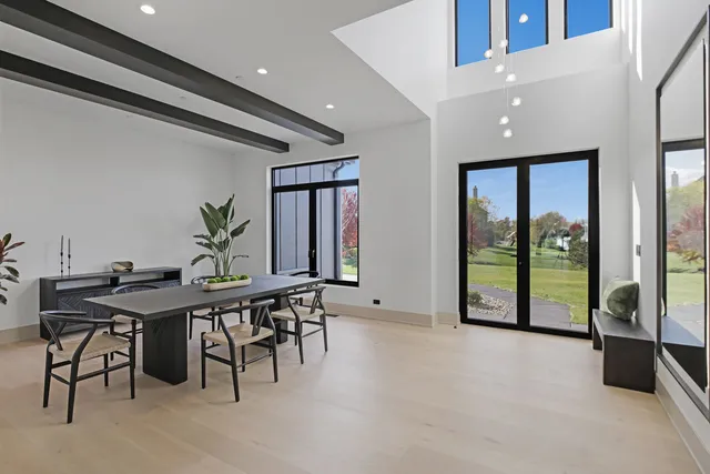 $1,750,000 | 23277 Enclave Lane, Lake Barrington, IL 60010