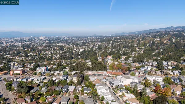 $997,000 | 1515 Hampel Street, Oakland, CA 94602