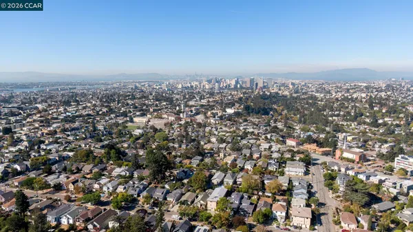 $997,000 | 1515 Hampel Street, Oakland, CA 94602