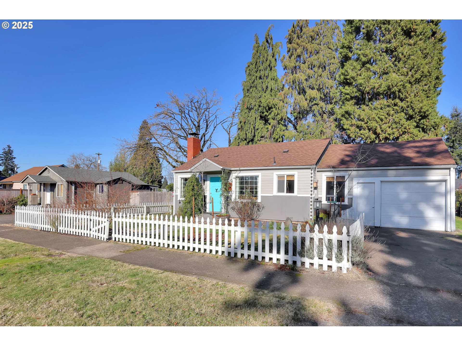 1430 B Street Springfield, OR 97477 - Photo 7 of 44