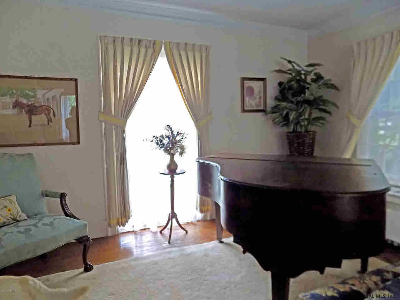 6 Fort Amherst Road Queensbury, NY 12804 - Photo 5 of 23 Photo 5