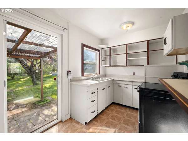 $340,000 | 360 Northeast Liberty Avenue, Gresham, OR 97030