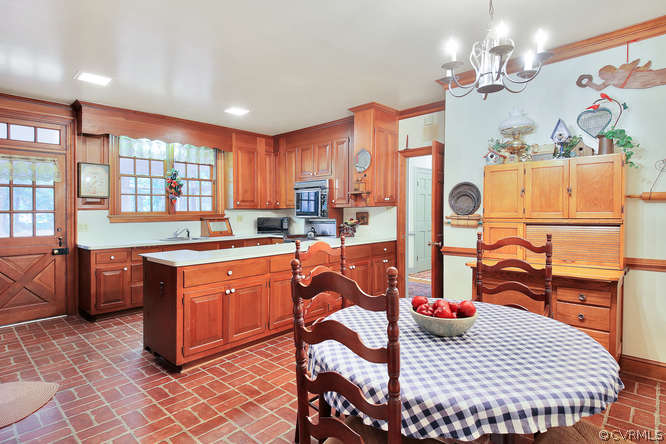 7 Greentree Road Henrico, VA 23229 - Photo 12 of 24 Gallery Image 12
