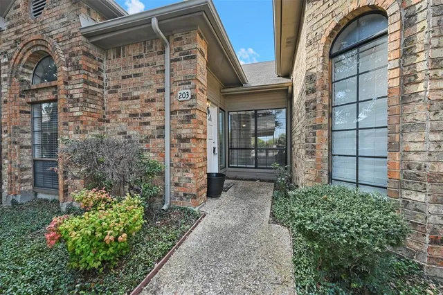 $1,850 | 3500 East Park Boulevard, Unit 203, Plano, TX 75074