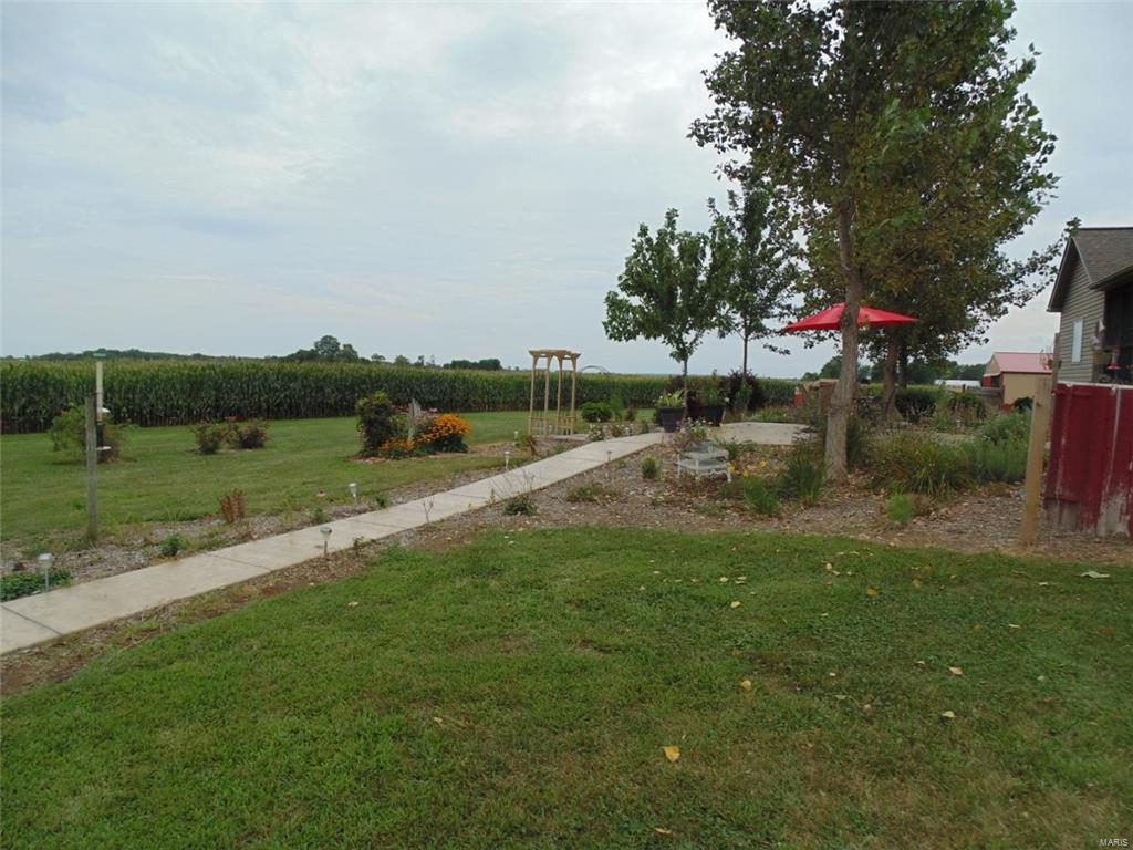 6504 Rockwell Road New Douglas, IL 62074 - Photo 23 of 63