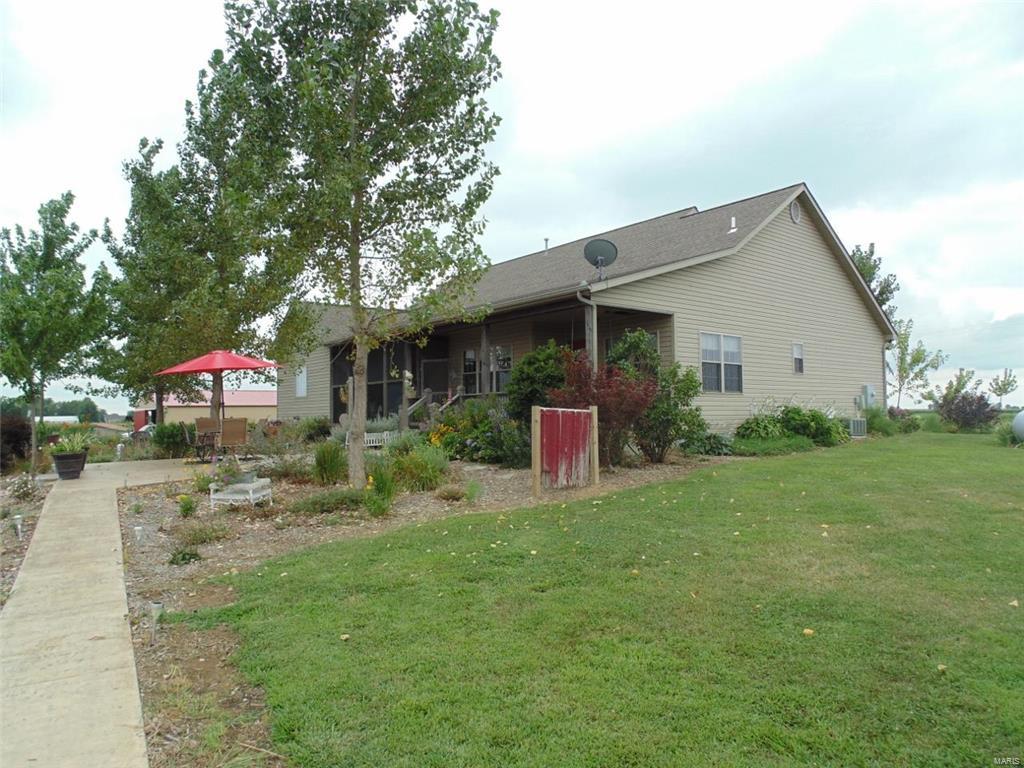 6504 Rockwell Road New Douglas, IL 62074 - Photo 38 of 63