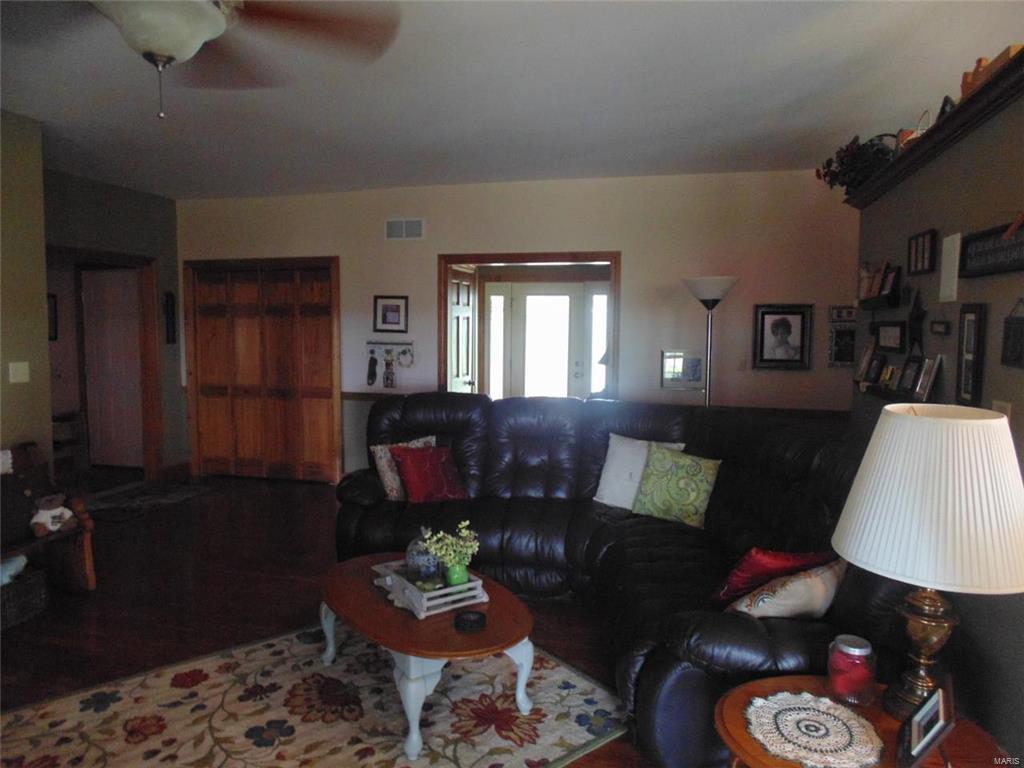 6504 Rockwell Road New Douglas, IL 62074 - Photo 49 of 63
