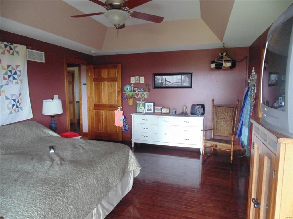 6504 Rockwell Road New Douglas, IL 62074 - Photo 7 of 63