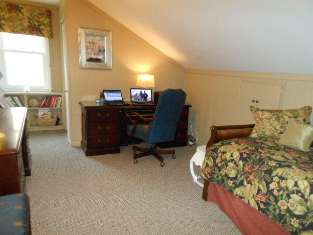 1047 Governors Road Mount Pleasant, SC 29464 - Photo 29 of 55 DSCN1163