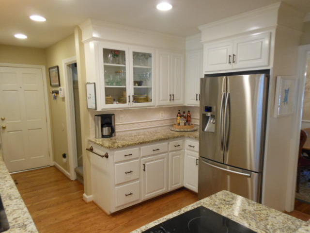 1047 Governors Road Mount Pleasant, SC 29464 - Photo 9 of 55 DSCN1157