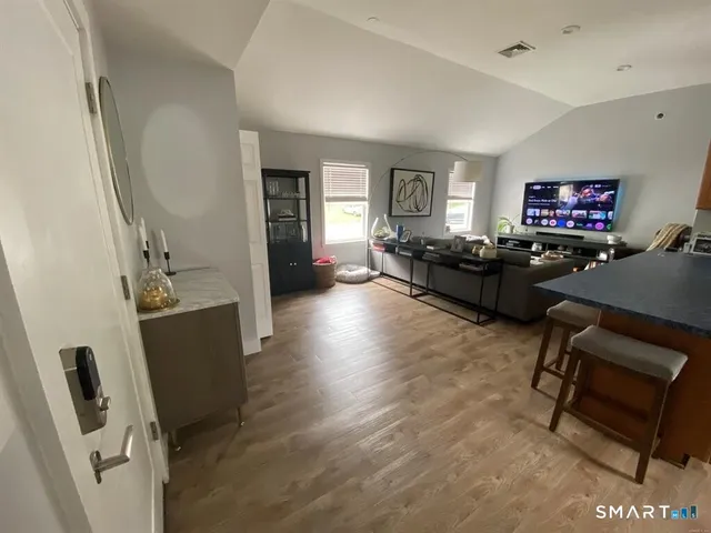 $2,600 | 566 Black Rock Turnpike, Unit 570, Fairfield, CT 06825