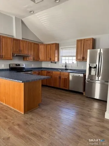 $2,600 | 566 Black Rock Turnpike, Unit 570, Fairfield, CT 06825