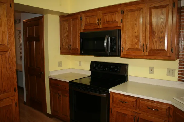 $392,000 | 3427 East Elmwood Drive, Elmwood Park, WI 53405