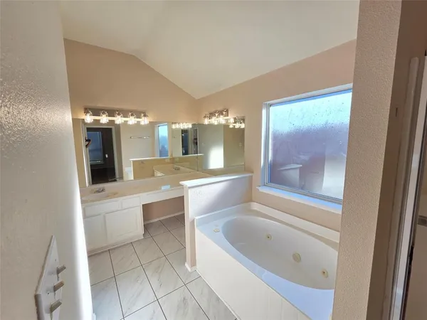 $2,295 | 1810 St Nevis Drive, Mansfield, TX 76063