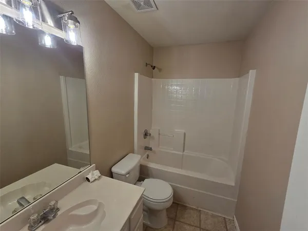 $2,295 | 1810 St Nevis Drive, Mansfield, TX 76063