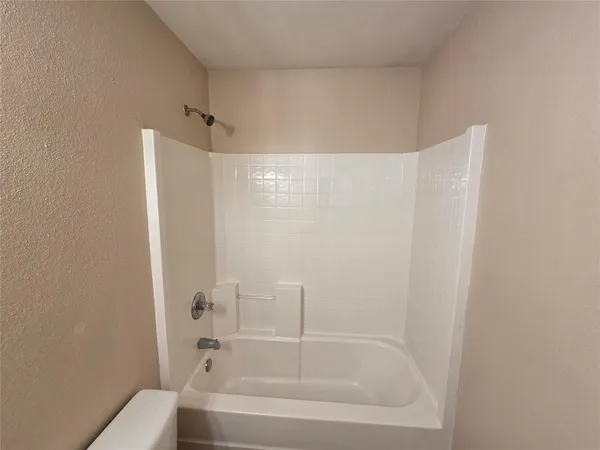 $2,295 | 1810 St Nevis Drive, Mansfield, TX 76063