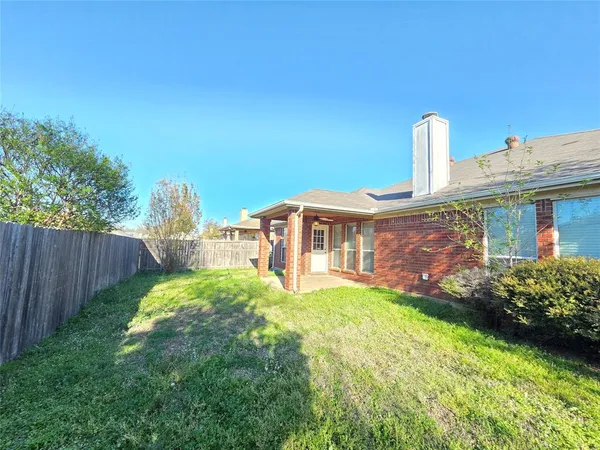 $2,295 | 1810 St Nevis Drive, Mansfield, TX 76063