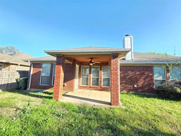 $2,295 | 1810 St Nevis Drive, Mansfield, TX 76063
