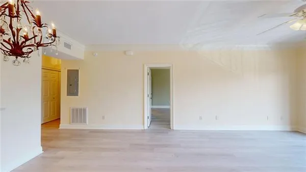 $499,000 | 501 Rue St Peter, Unit 206, Metairie, LA 70005