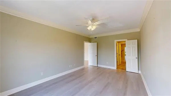 $499,000 | 501 Rue St Peter, Unit 206, Metairie, LA 70005