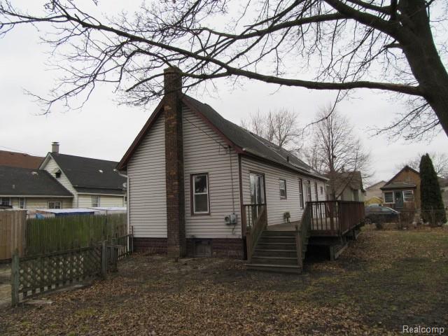 48 Oak Street River Rouge, MI 48218 - Photo 5 of 12 IMG_8143.JPG