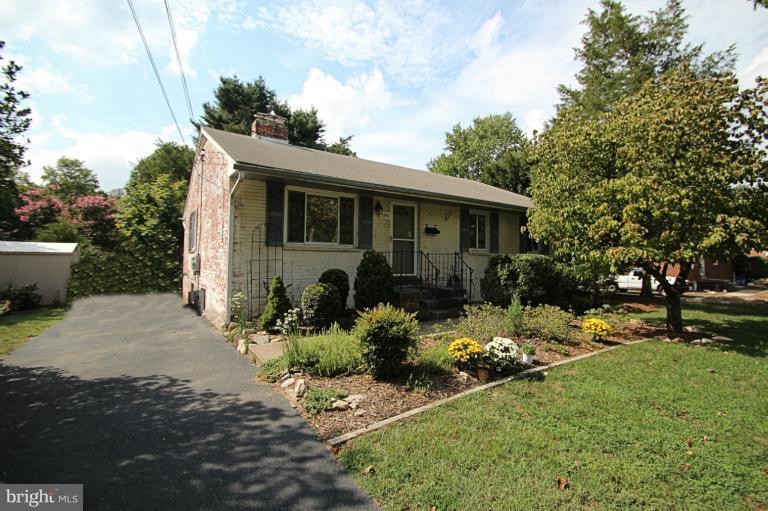 3910 Braddock Road Alexandria, VA 22312 - Photo 9 of 9 Exterior (Front)