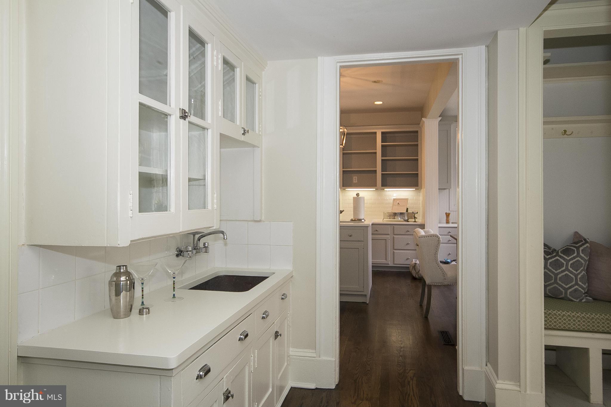 221 Edgevale Road Baltimore, MD 21210 - Photo 12 of 29 Interior (General)