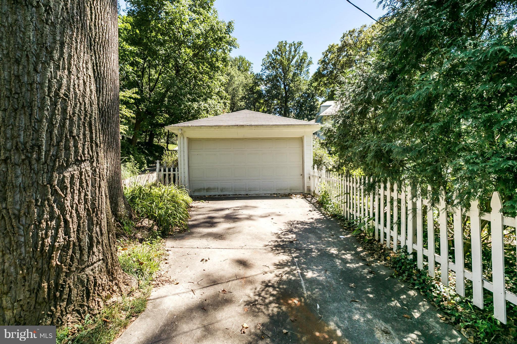 221 Edgevale Road Baltimore, MD 21210 - Photo 29 of 29 Exterior (Rear)