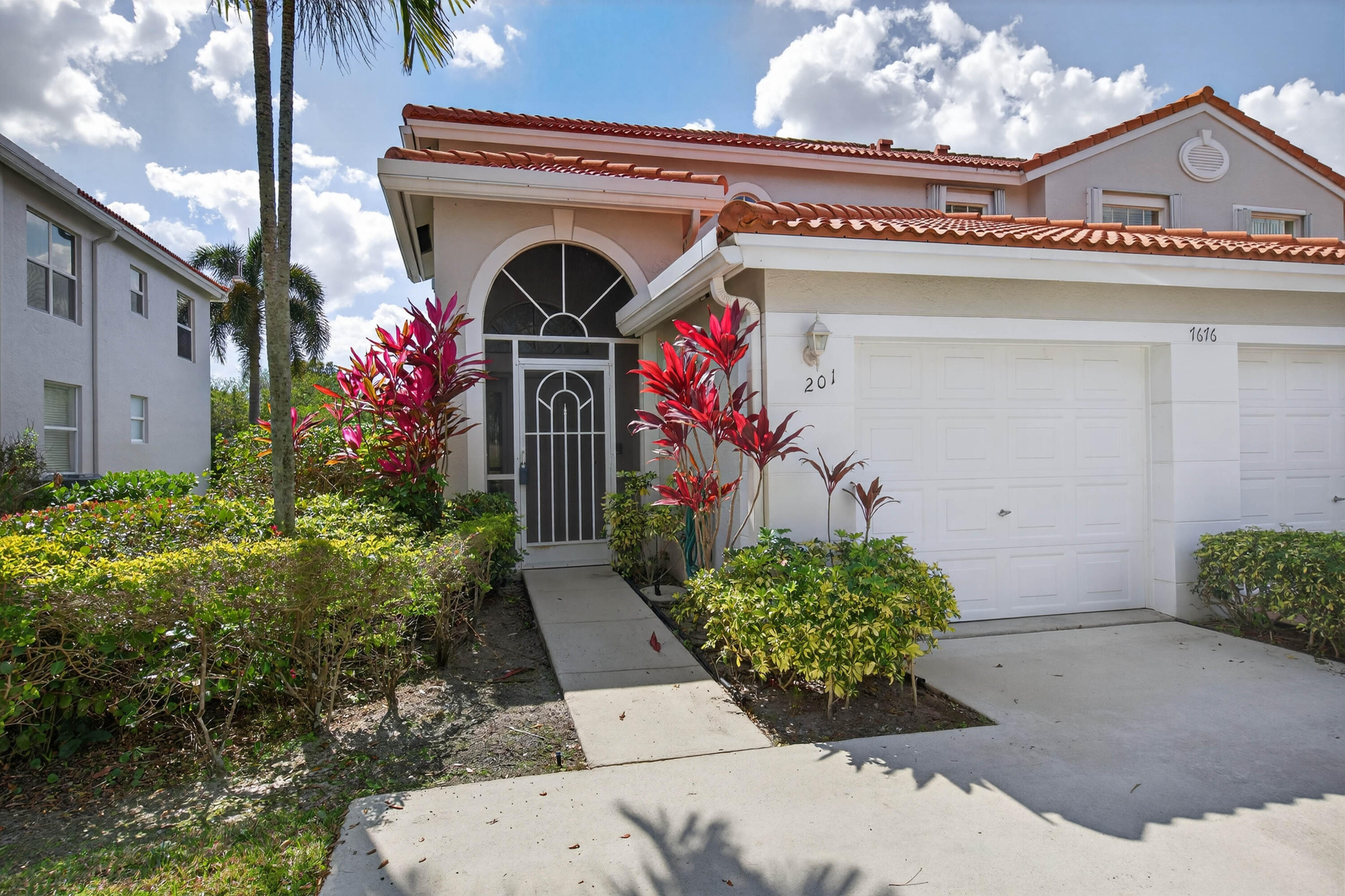 7676 Springwater Place, Unit 201 Boynton Beach, FL 33437 - Photo 2 of 44 daigle-58