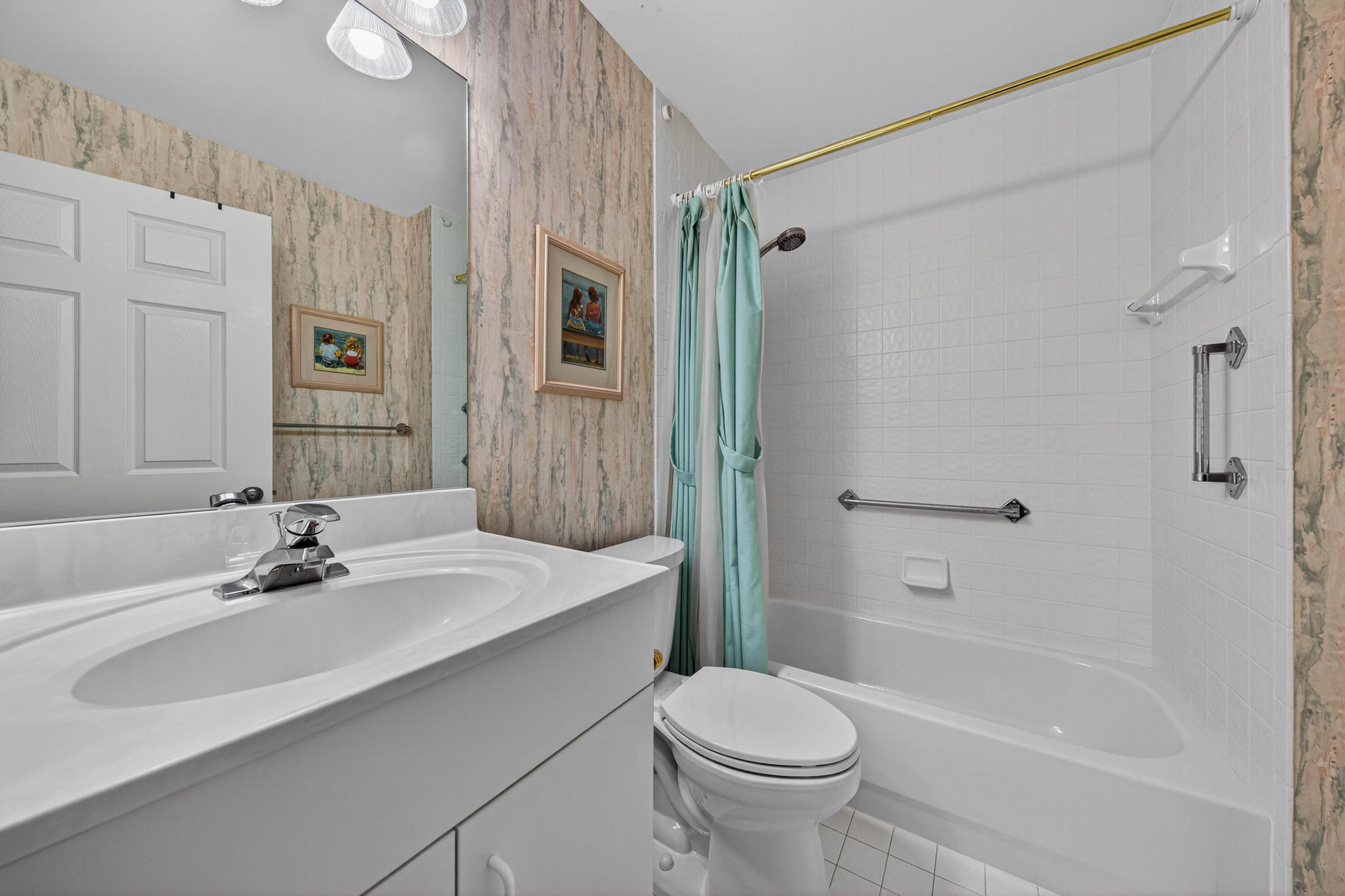 7676 Springwater Place, Unit 201 Boynton Beach, FL 33437 - Photo 32 of 44 daigle-13