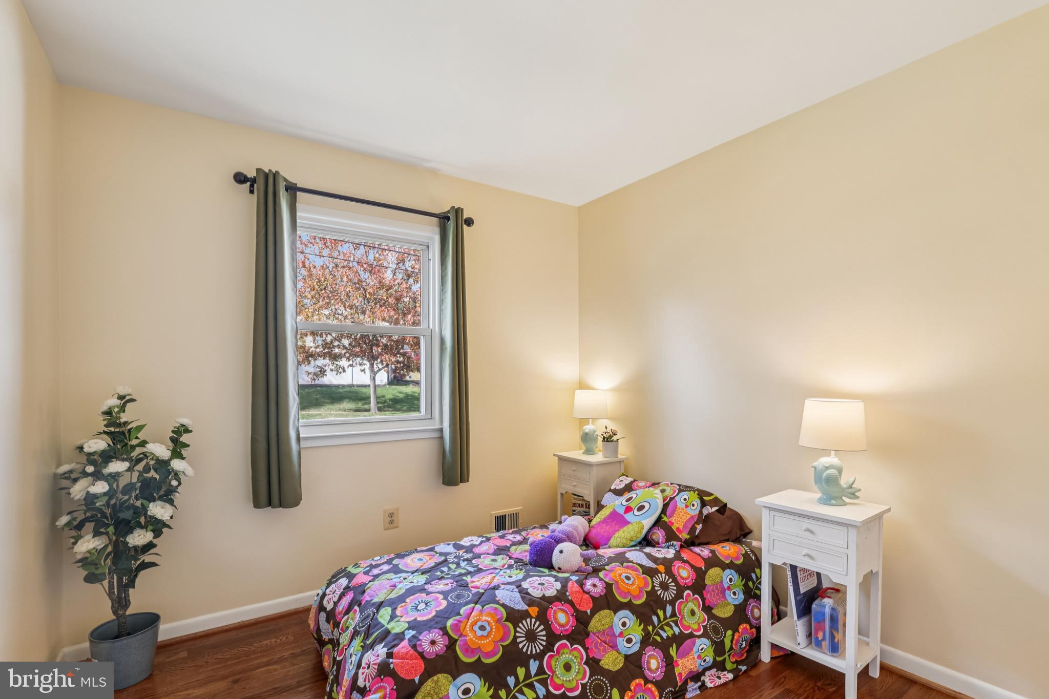 617 Denham Road Rockville, MD 20851 - Photo 14 of 31 Bedroom 3