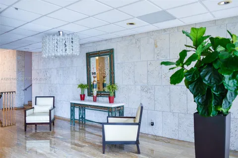 $369,000 | 1985 South Ocean Drive, Unit 4G, Hallandale Beach, FL 33009