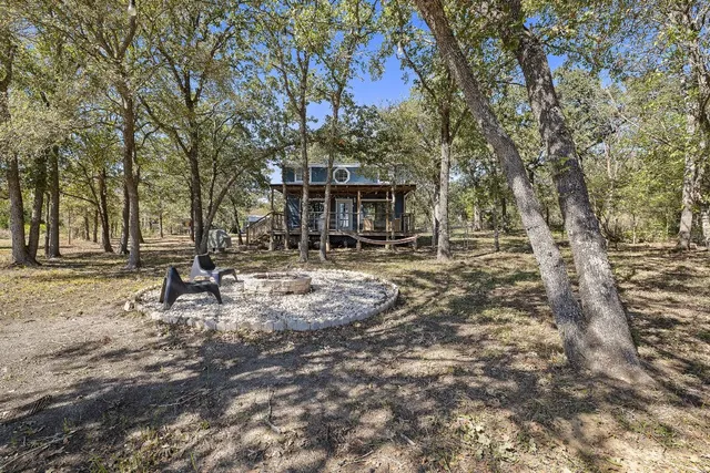 $338,000 | 131 Moccasin Bend Drive, Smithville, TX 78957