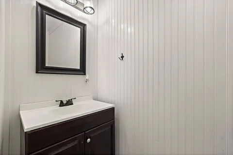 $319,000 | 131 Moccasin Bend Drive, Smithville, TX 78957