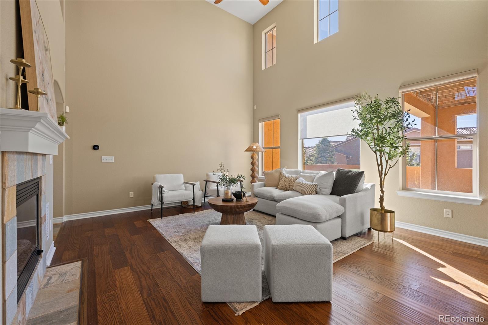 9186 Viaggio Way Highlands Ranch, CO 80126 - Photo 6 of 48