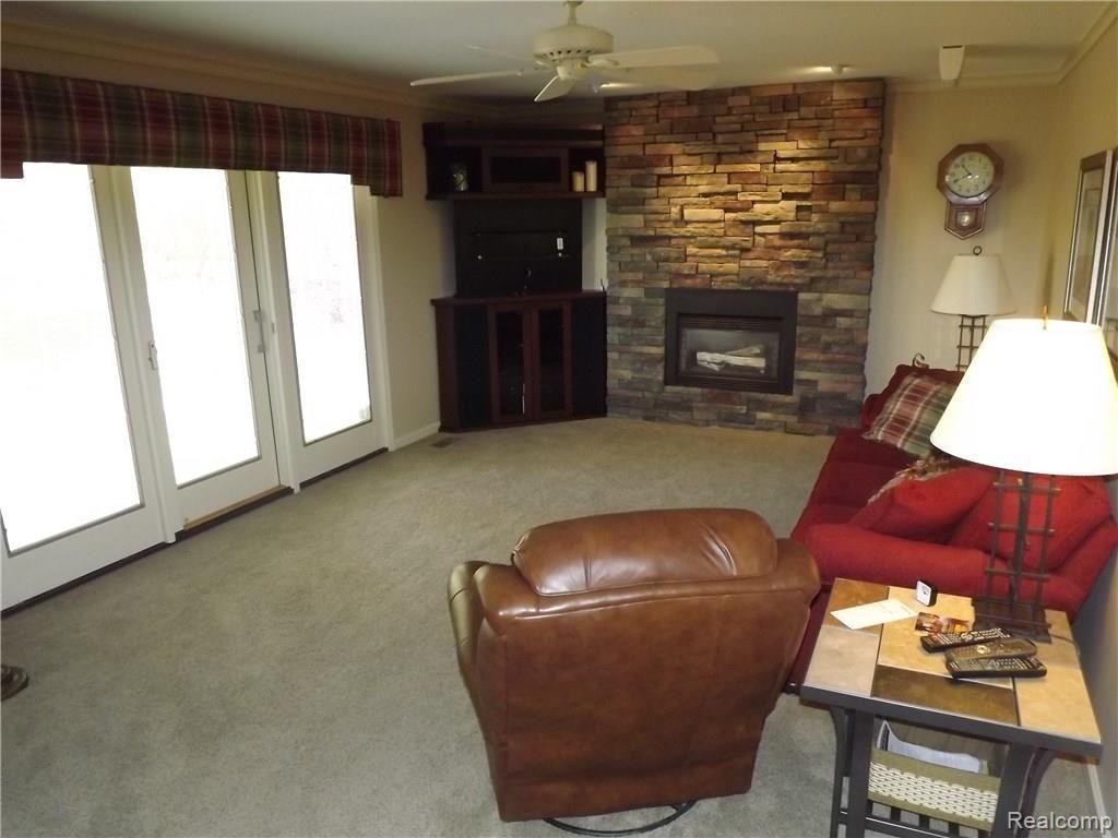921 Spartan Court Rochester, MI 48309 - Photo 9 of 25